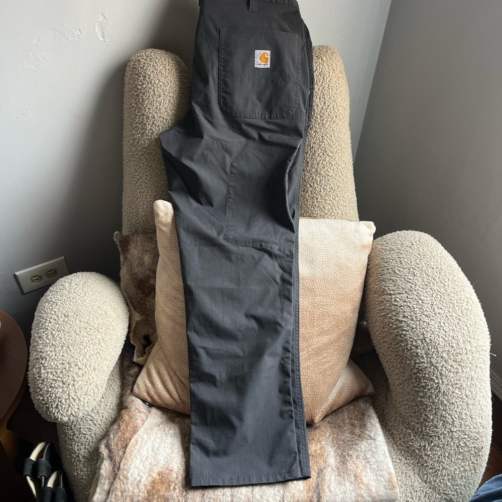 Carhartt Gray Cargo Pants Rugged Durable Design
